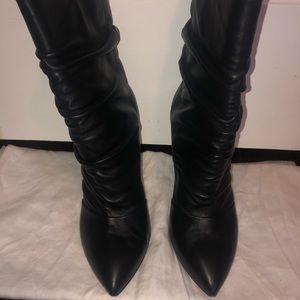 Beautiful black leather boots size 40 EU ( 10 US)
